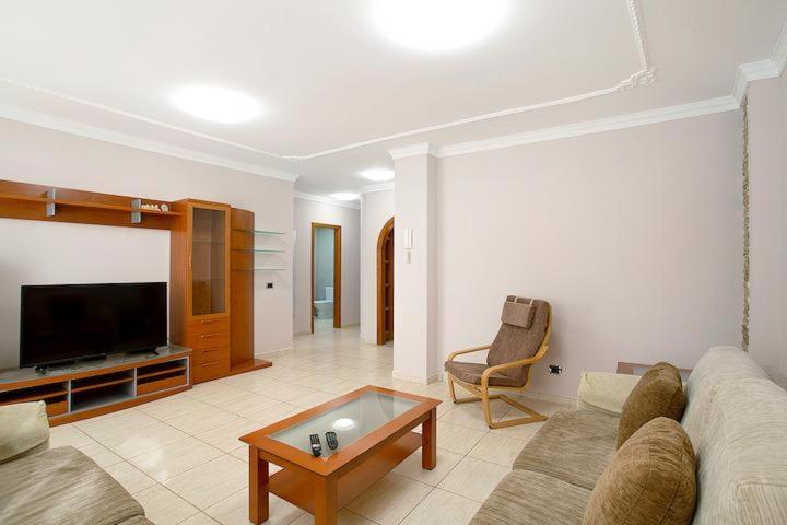 Aeropuerto Gran Canaria Apartamento Vacacional Carrizal Екстериор снимка